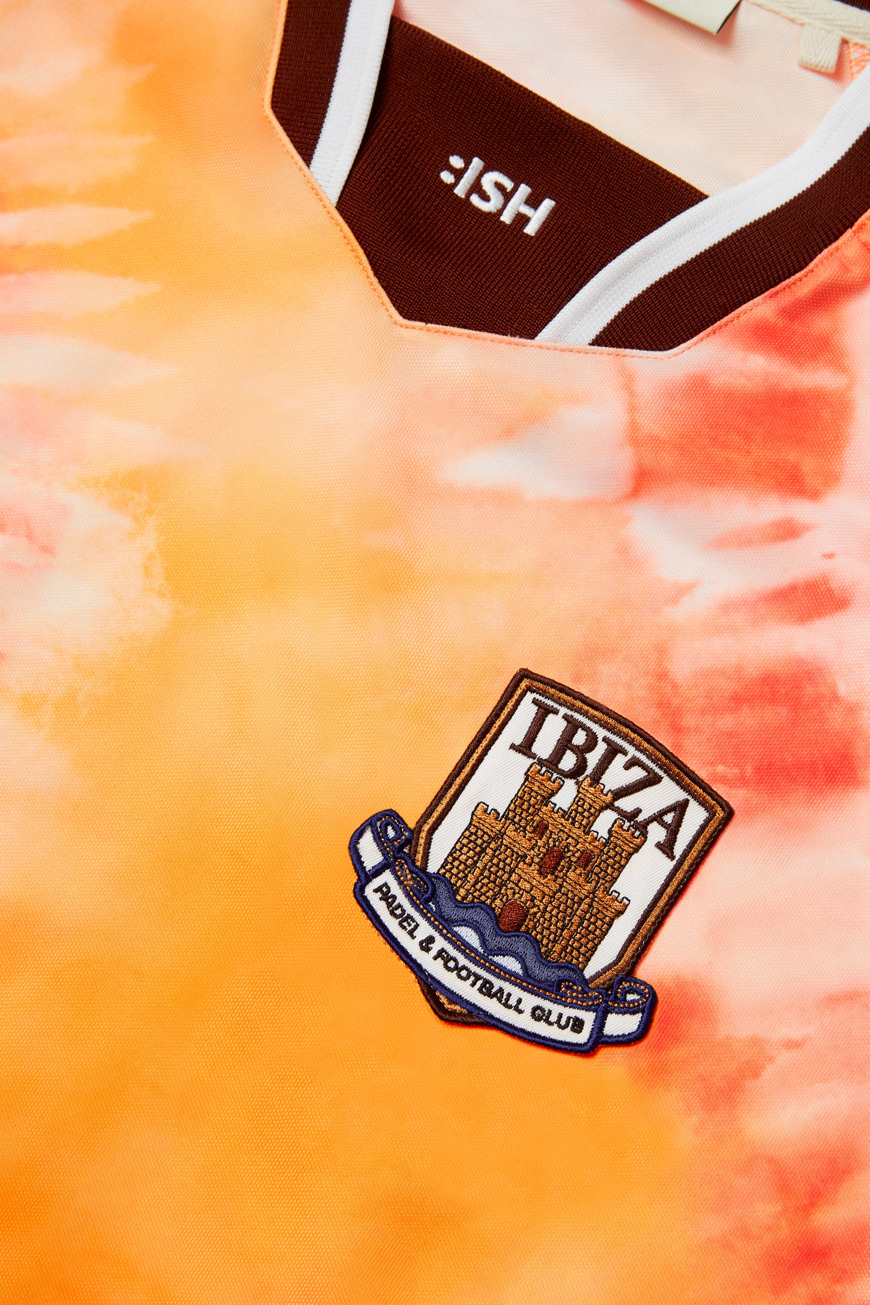 BLONDISH FOOTBALL KIT - Image 3