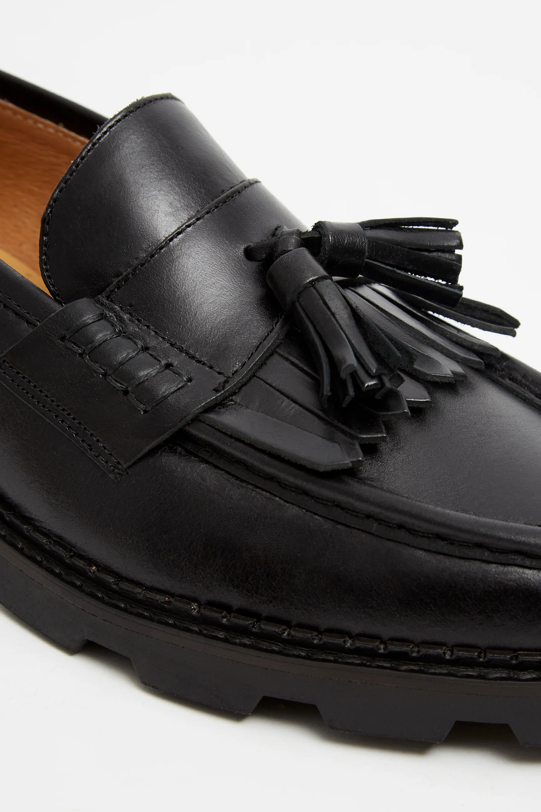 MODENA LEATHER TASSEL BLACK - Image 5