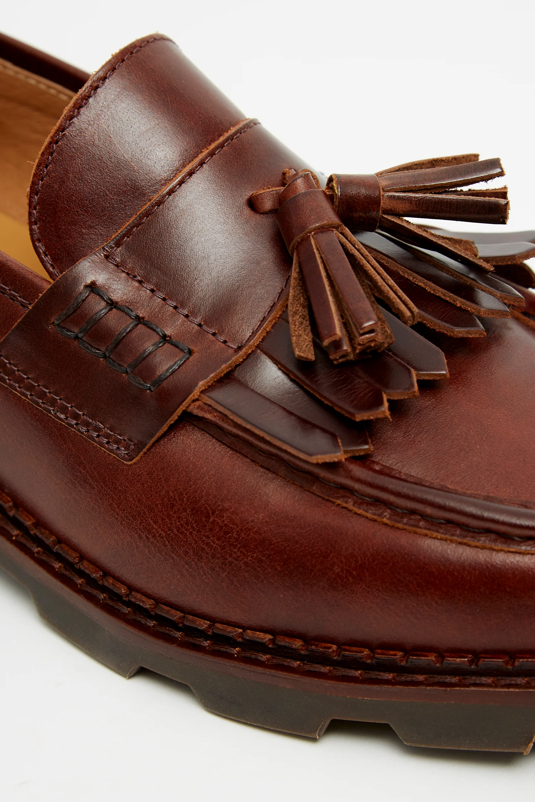 MODENA LEATHER TASSEL ROAST - Image 3