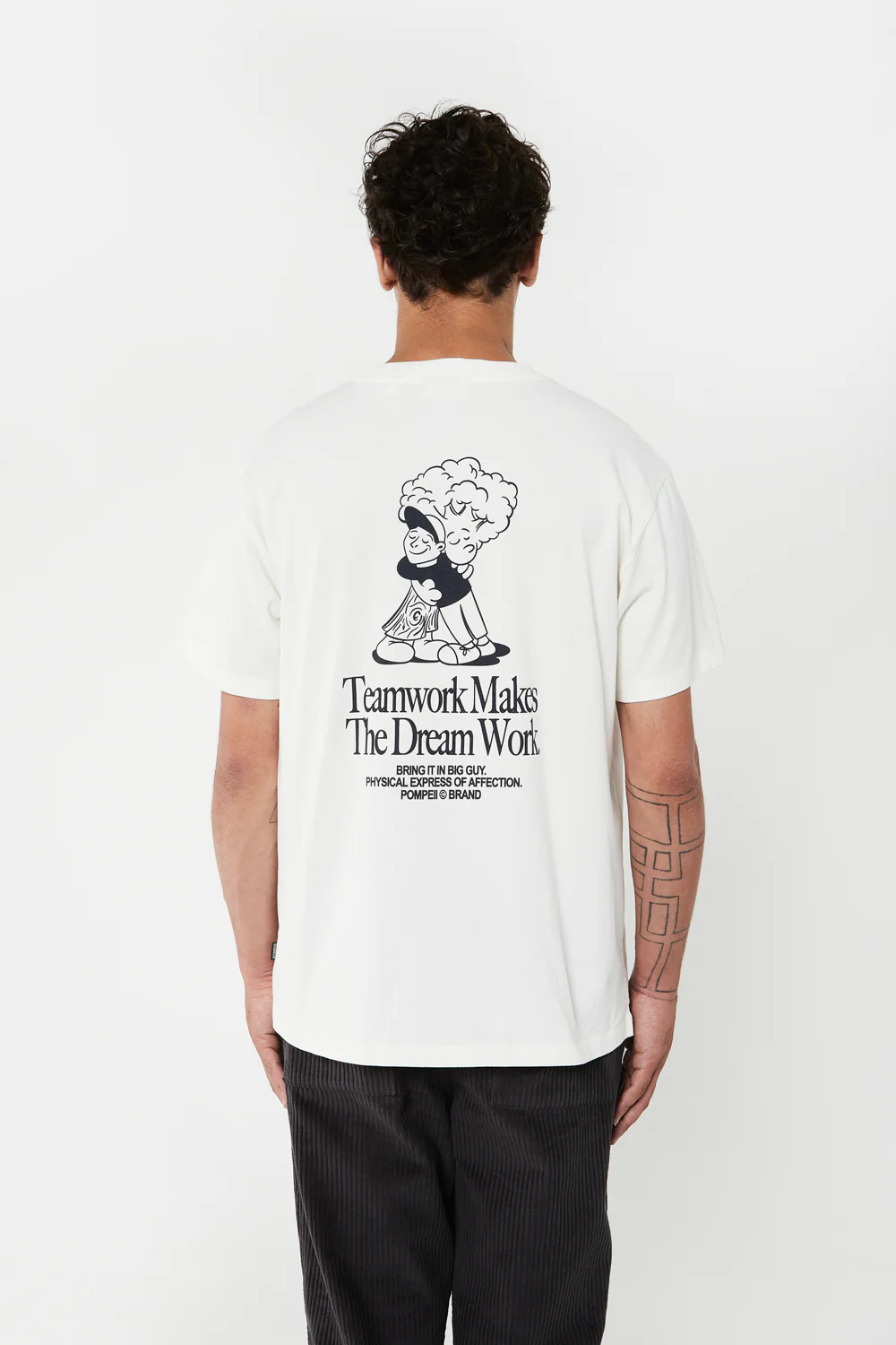 TEAMWORK GRAPHIC TEE - Image 3