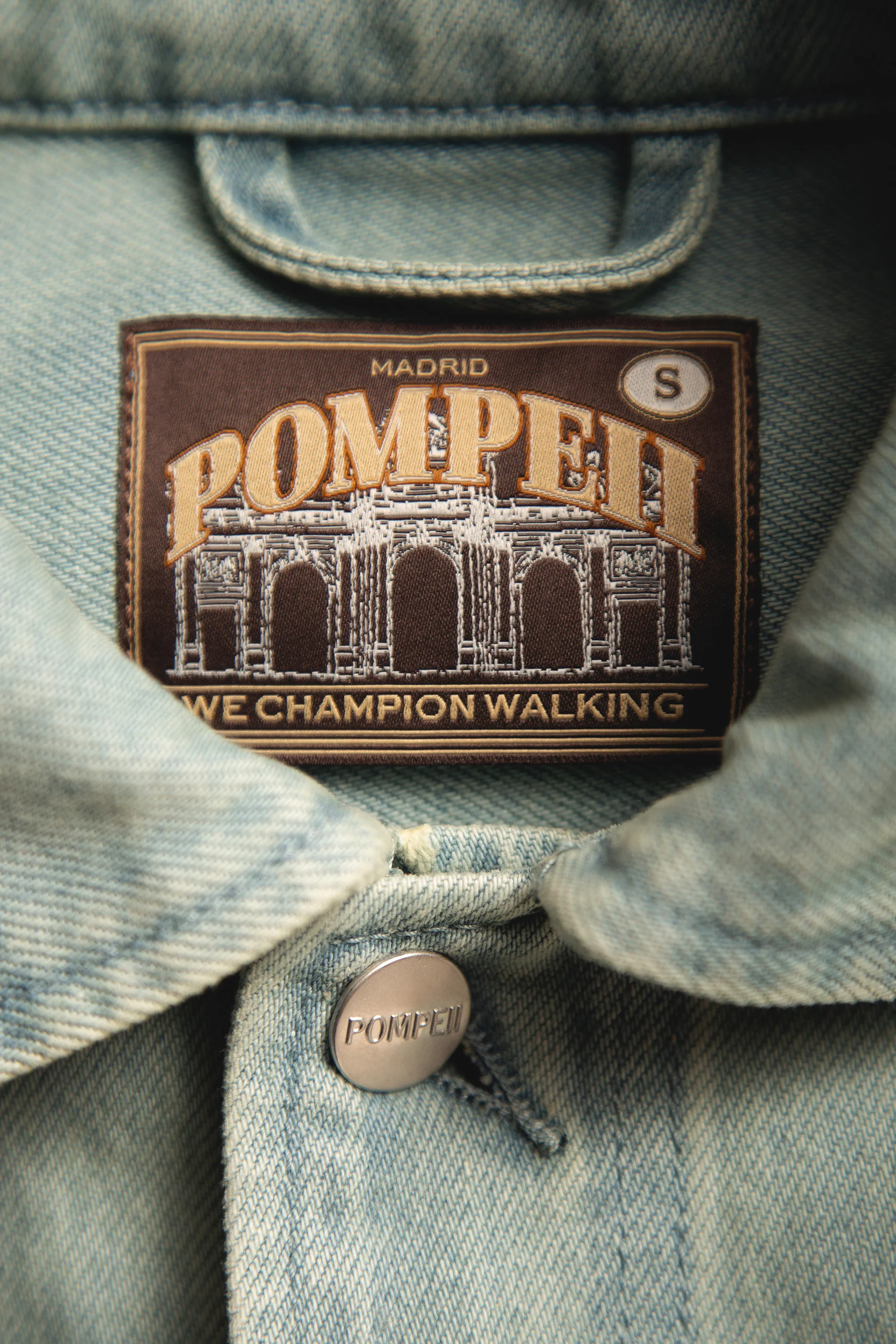 VINTAGE INDIGO DENIM CHORE JACKET - Image 6